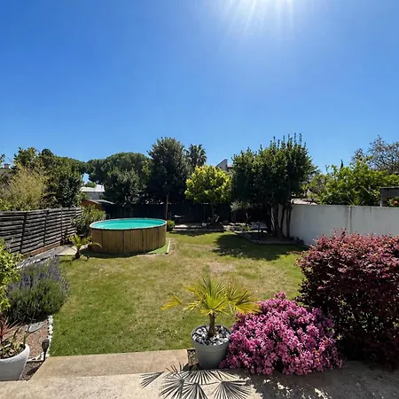 Villa Plein Sud, Piscine & Petanque Pour 7 Personnes *