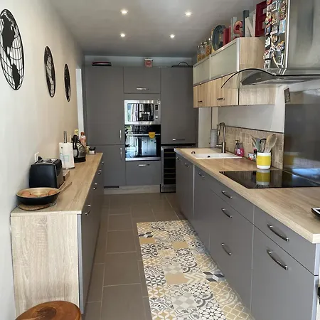 Villa Plein Sud, Piscine & Petanque Pour 7 Personnes *
